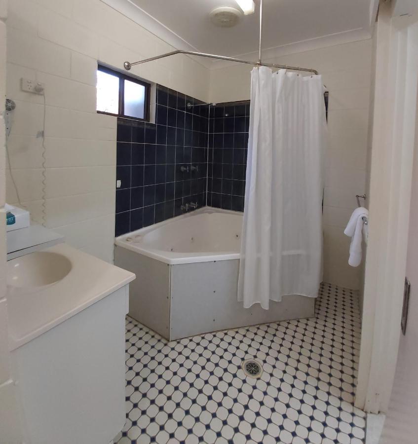 Motel Ingham Dış mekan fotoğraf